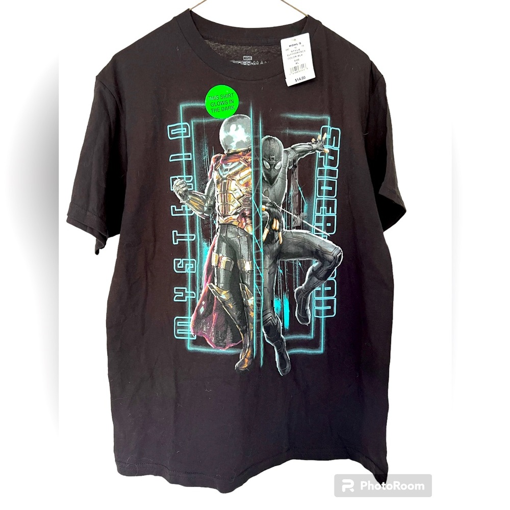 Spider-Man Glow In The Dark TShirt NWT Boys size XL